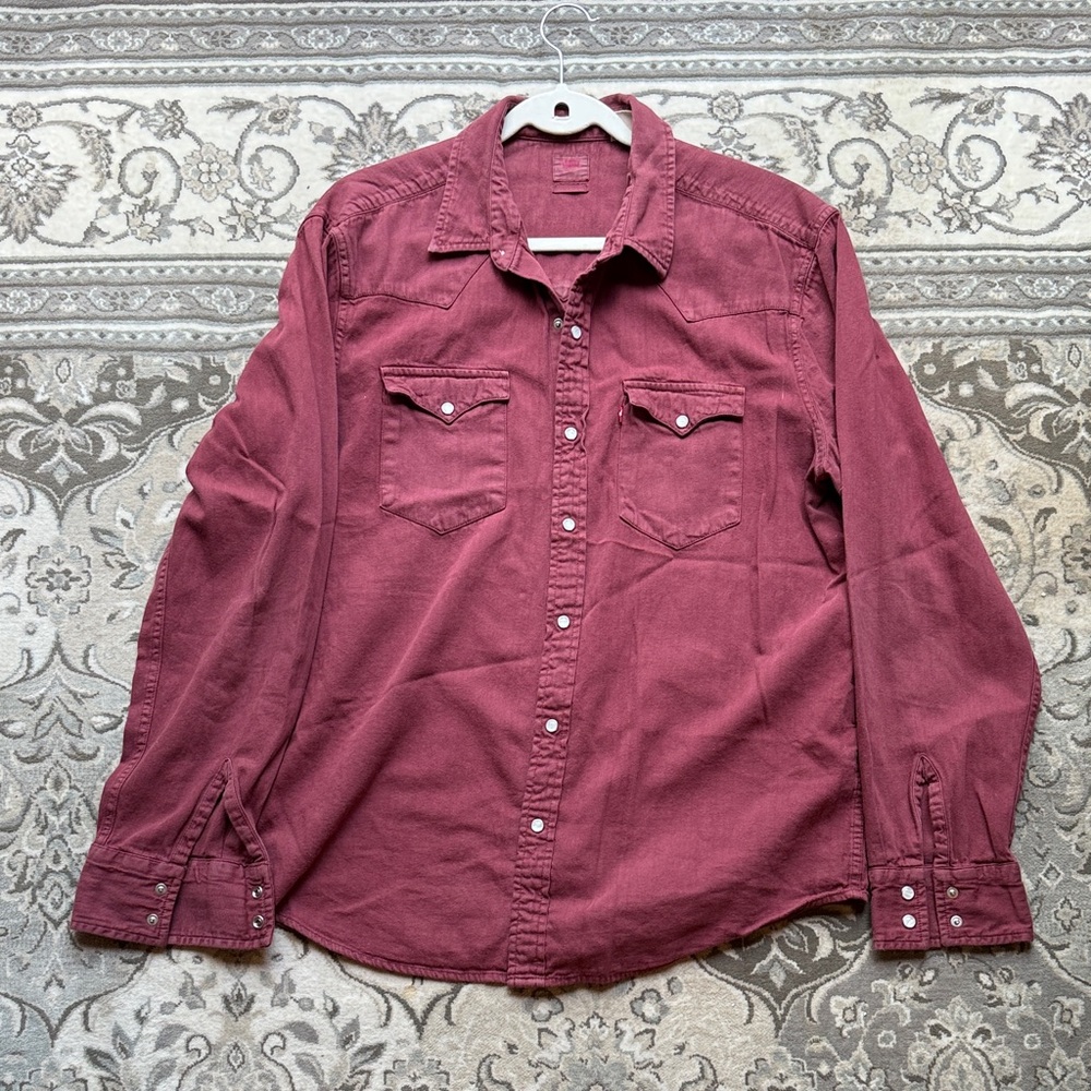 Levi's Men's Casual Button Down Shirt - Burgundy